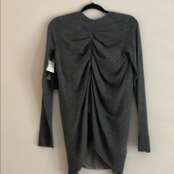 Vera wang sweater - Picture 3 of 13
